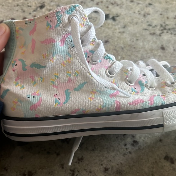 Girls Converse Allstar, Size 2- white shoes with unicorns. Great condition - Picture 6 of 10